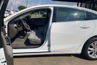 2020 Chevrolet Malibu 1LT — photo 9