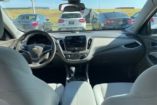 2022 Chevrolet Malibu 1LT — photo 22