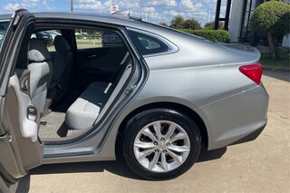 2023 Chevrolet Malibu 1LT — photo 10