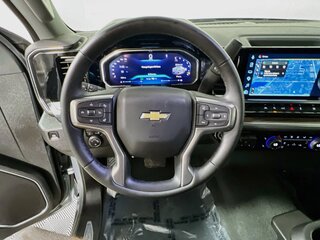2026 Chevrolet Silverado 1500 LT — photo 15