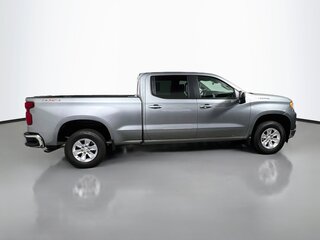 2026 Chevrolet Silverado 1500 LT — photo 2