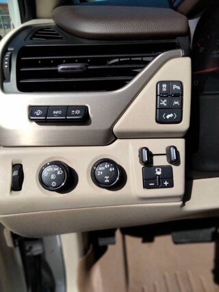 2016 GMC Yukon Denali — photo 16