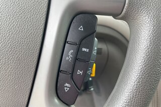 2016 Chevrolet Traverse LS — photo 26