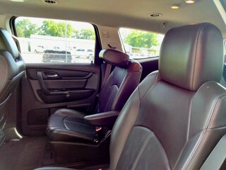 2015 Chevrolet Traverse 2LT — photo 12