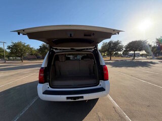 2017 Chevrolet Tahoe LT — photo 22