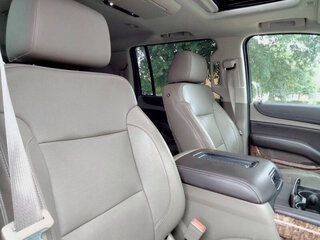 2016 Chevrolet Suburban LTZ — photo 22