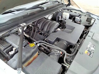 2016 Chevrolet Suburban LTZ — photo 29