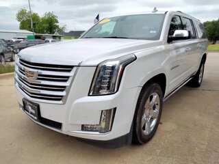 2016 Chevrolet Suburban LTZ — photo 1