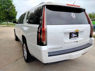 2016 Chevrolet Suburban LTZ — photo 7