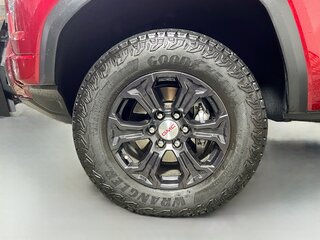 2024 GMC Canyon Elevation — photo 11