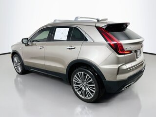 2024 Cadillac XT4 Premium Luxury — photo 5