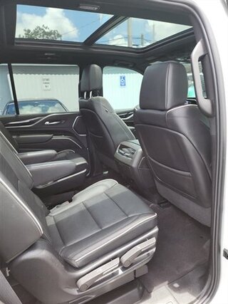 2022 Cadillac Escalade Sport — photo 6