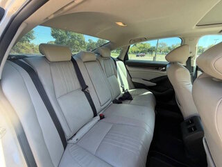 2018 Honda Accord Touring — photo 24