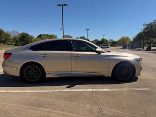 2018 Honda Accord Touring — photo 7