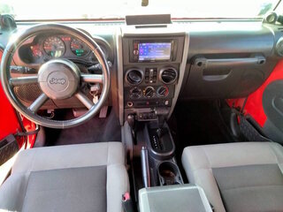 2008 Jeep Wrangler Unlimited X — photo 17
