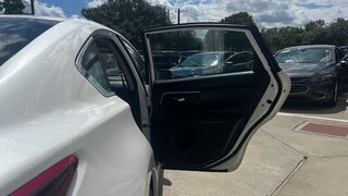 2018 Nissan Altima SR — photo 13