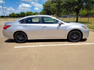 2018 Nissan Altima S — photo 4