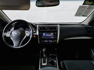 2015 Nissan Altima SV — photo 27