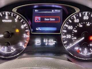 2015 Nissan Altima SV — photo 19