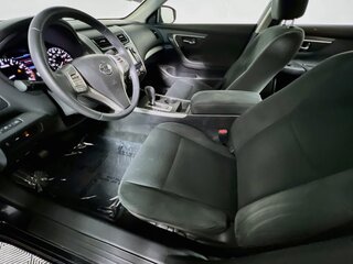 2015 Nissan Altima SV — photo 12