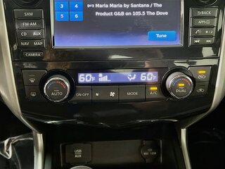 2015 Nissan Altima SV — photo 23