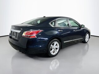 2015 Nissan Altima SV — photo 3