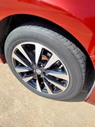 2018 Nissan Altima SL — photo 25