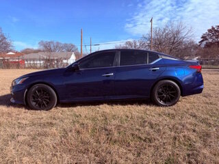 2019 Nissan Altima S — photo 3