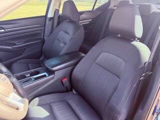 2019 Nissan Altima S — photo 15