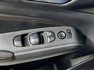 2019 Nissan Altima SR — photo 14