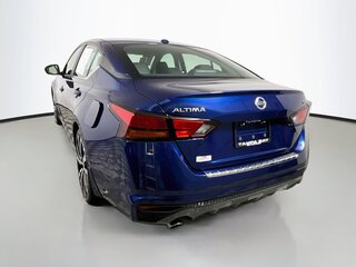 2019 Nissan Altima SR — photo 5