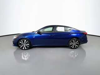 2019 Nissan Altima SR — photo 6