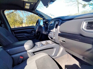 2019 Nissan Titan SV — photo 20