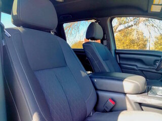 2019 Nissan Titan SV — photo 21