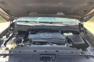 2017 Nissan Titan SV — photo 24