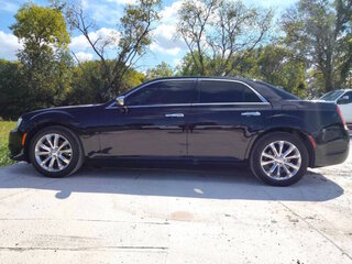 2019 Chrysler 300 Limited — photo 8