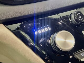 2023 Chrysler Voyager LX — photo 21