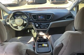 2018 Chrysler Pacifica Touring Plus — photo 15
