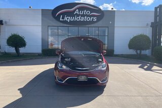 2018 Chrysler Pacifica Touring Plus — photo 11