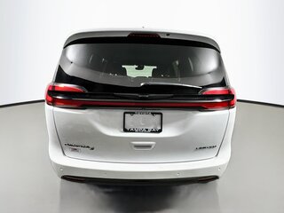 2025 Chrysler Pacifica Limited — photo 4