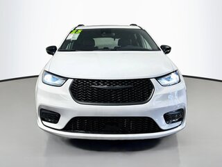 2025 Chrysler Pacifica Limited — photo 8