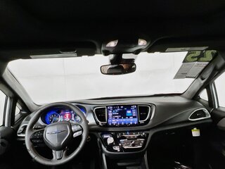 2025 Chrysler Pacifica Limited — photo 27