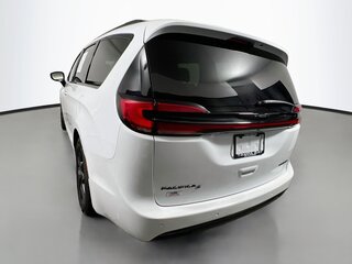 2025 Chrysler Pacifica Limited — photo 5