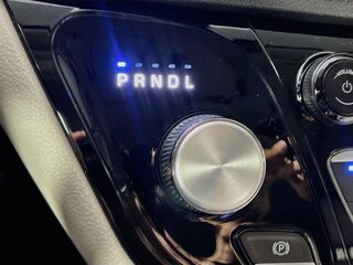 2020 Chrysler Pacifica Limited — photo 21