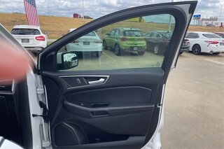 2016 Ford Edge SEL — photo 23