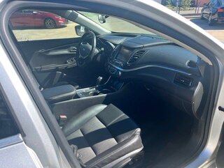 2018 Chevrolet Impala 1LT — photo 13