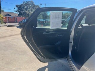 2018 Chevrolet Impala 1LT — photo 10