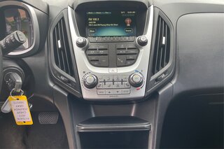 2017 Chevrolet Equinox Premier — photo 14