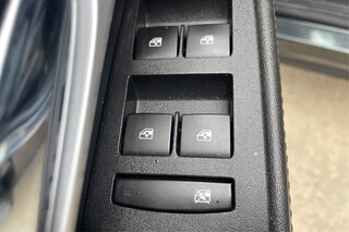 2017 Chevrolet Equinox Premier — photo 29