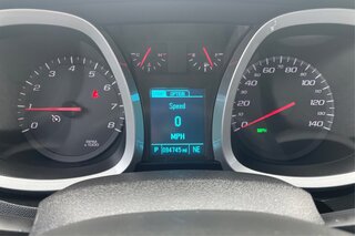 2017 Chevrolet Equinox Premier — photo 18